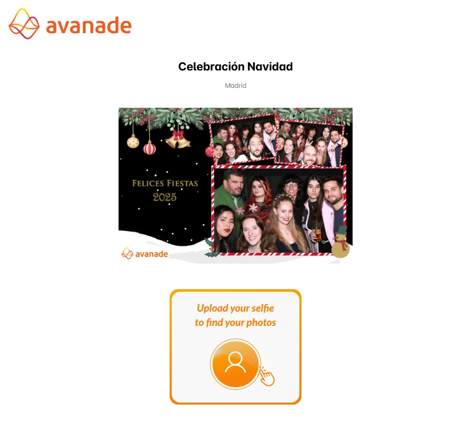 Avanade's branded Kampfire Hub for the Celebración Navidad in Madrid, with a festive photo collage and selfie-upload entry point